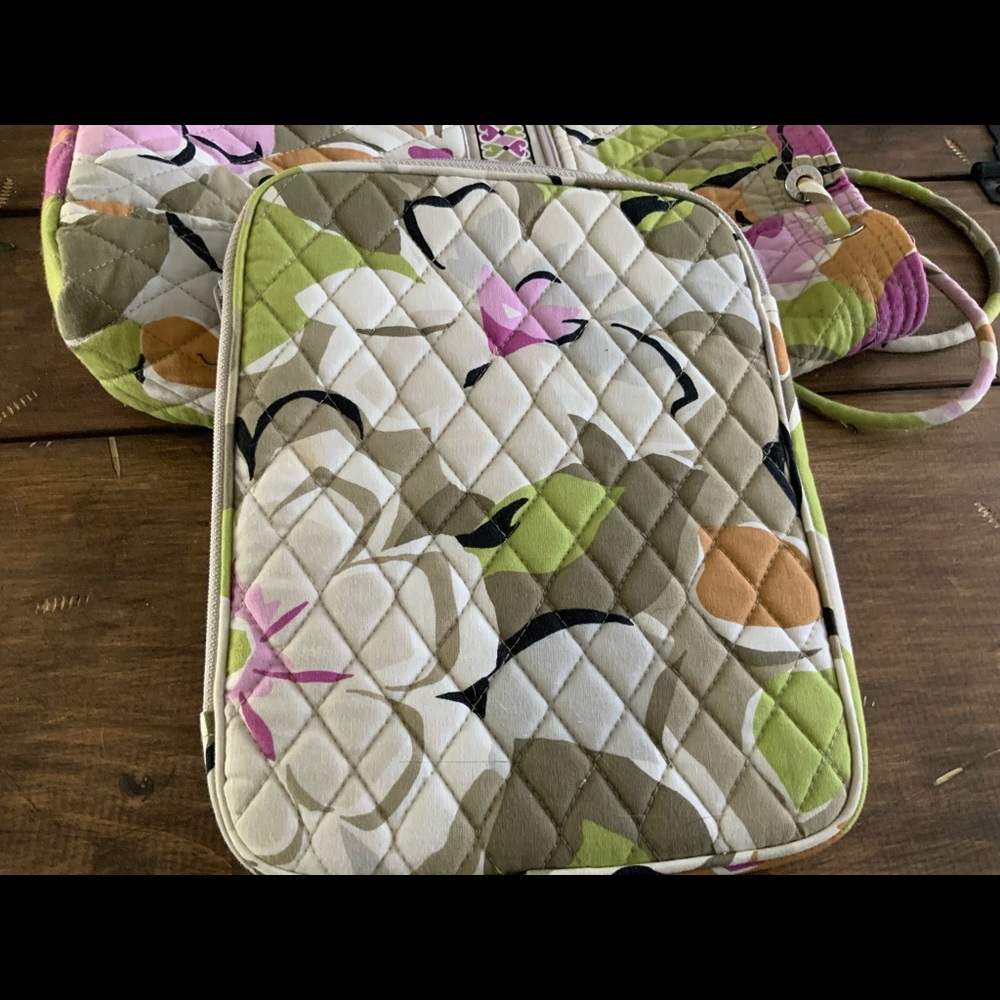 Vera Bradley Drawstring Back Pack With Tablet Hol… - image 6